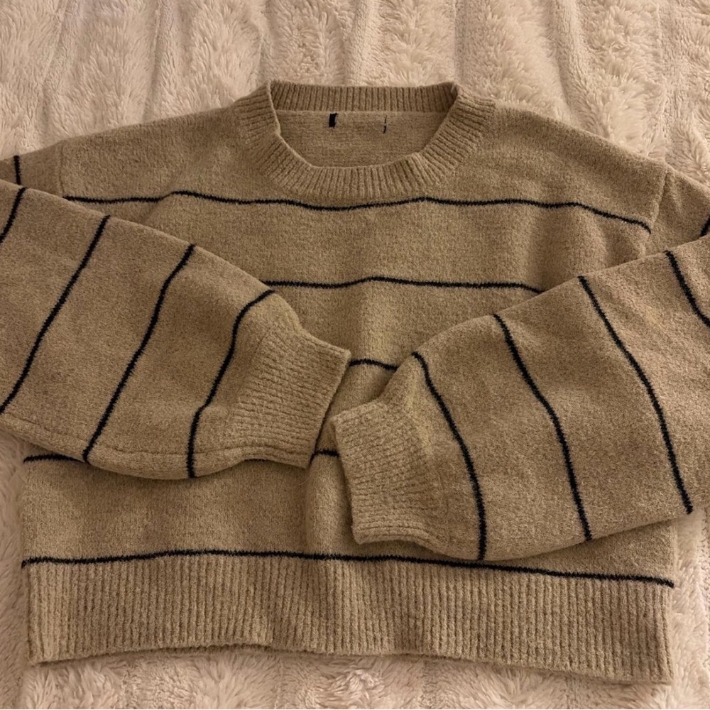 Sweaters - image 2